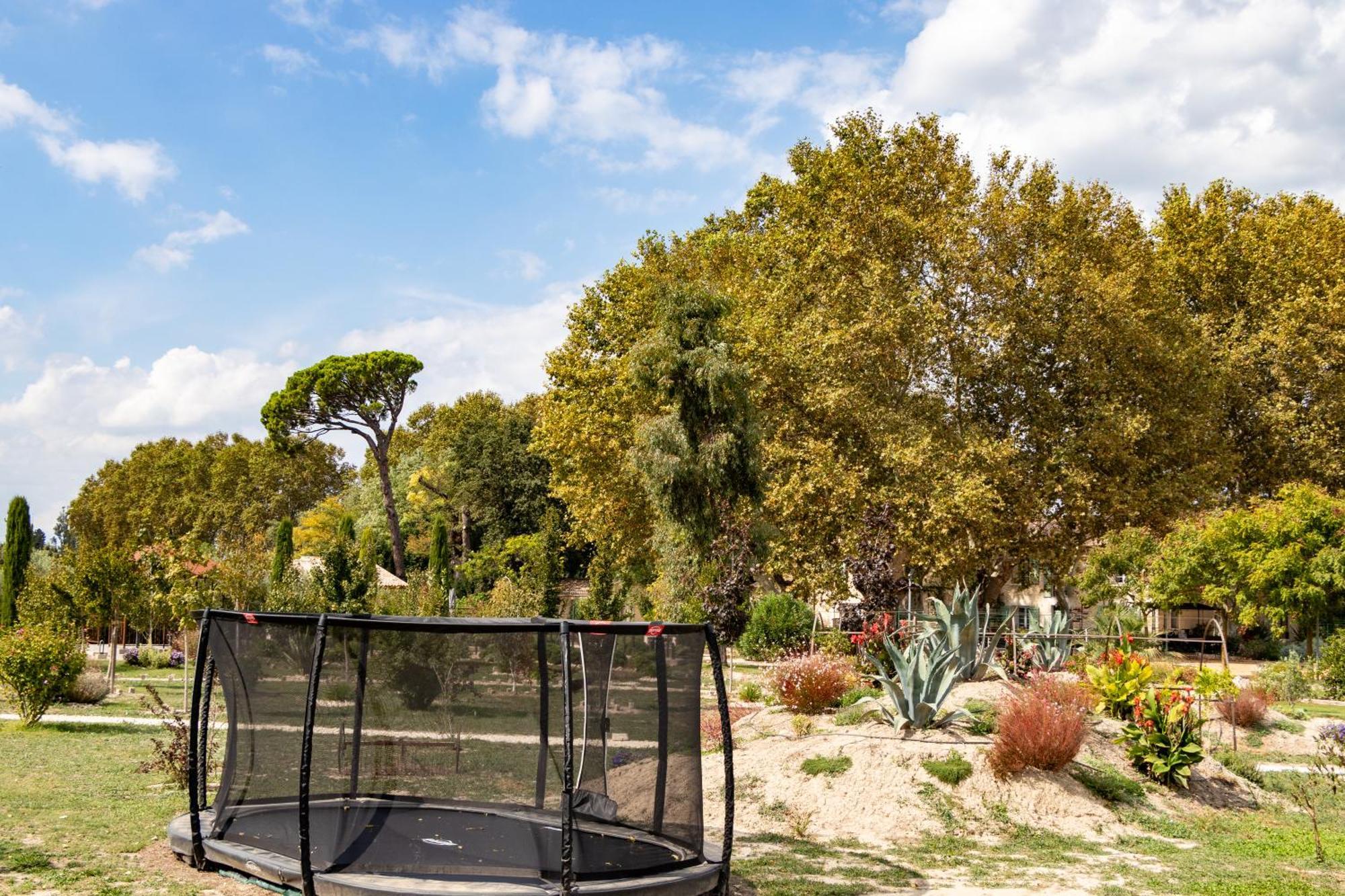 Mas Le 7 Bed & Breakfast Saint-Andiol Exterior photo